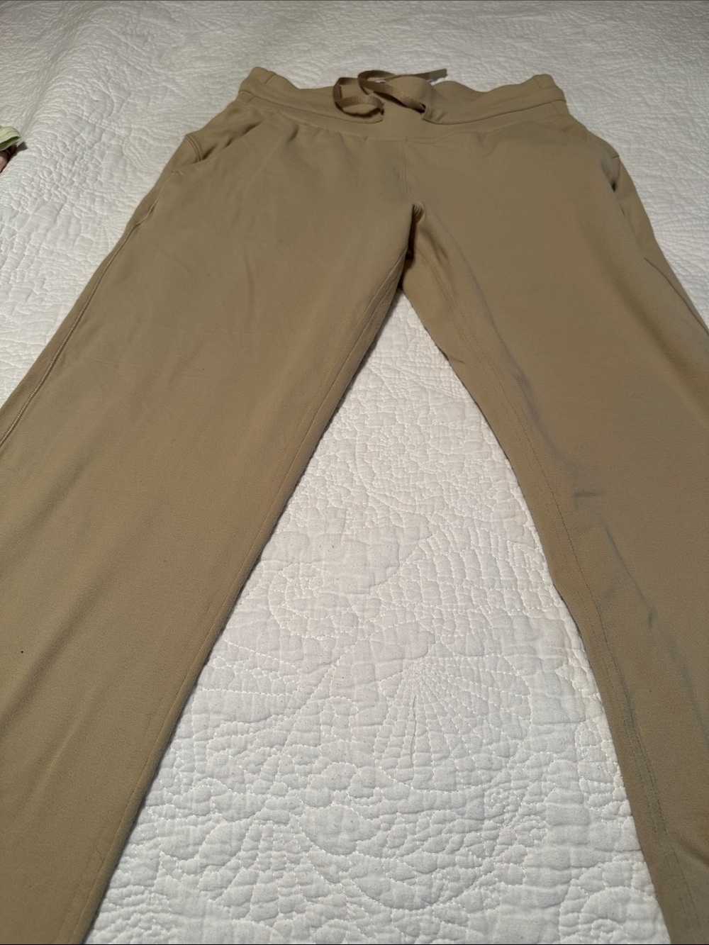lululemon athletica Beige/Tan Drawstring Waist Joggers size 6 - Picture 2 of 7